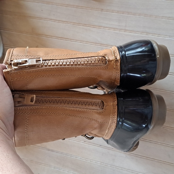 NWOT Madden Girl Flurry Flannel Lined Waterproof Duck Mid-Calf Rubber Boots - Picture 5 of 8